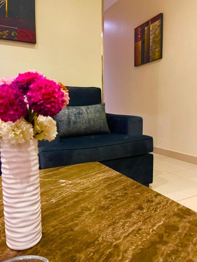 Nawara Khanshalila Apartment *