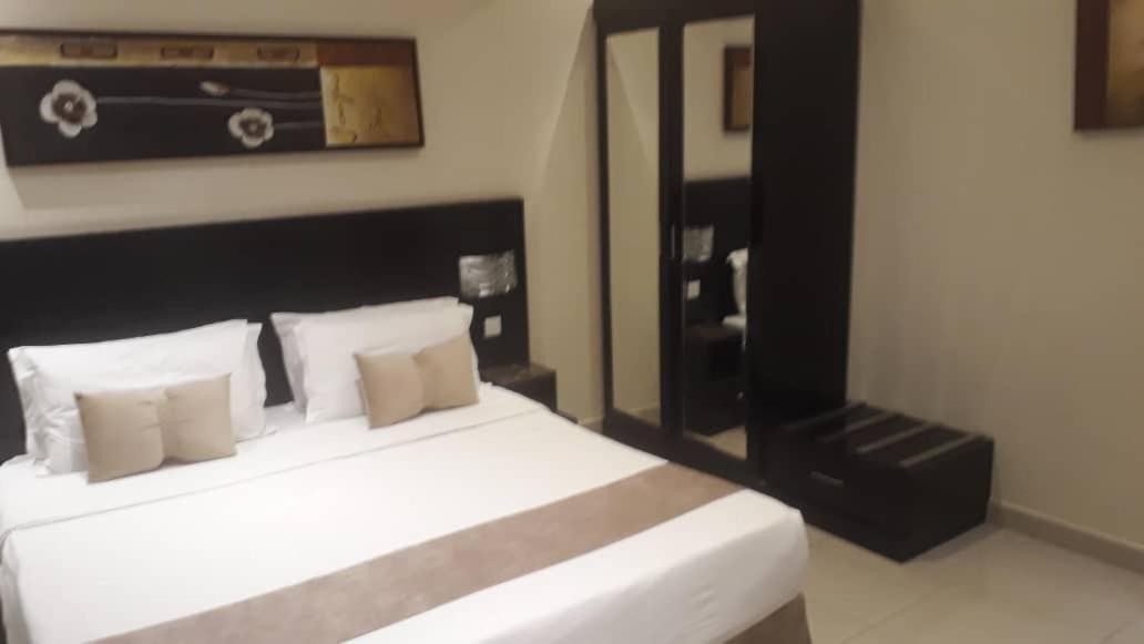 Nawara Khanshalila Apartment